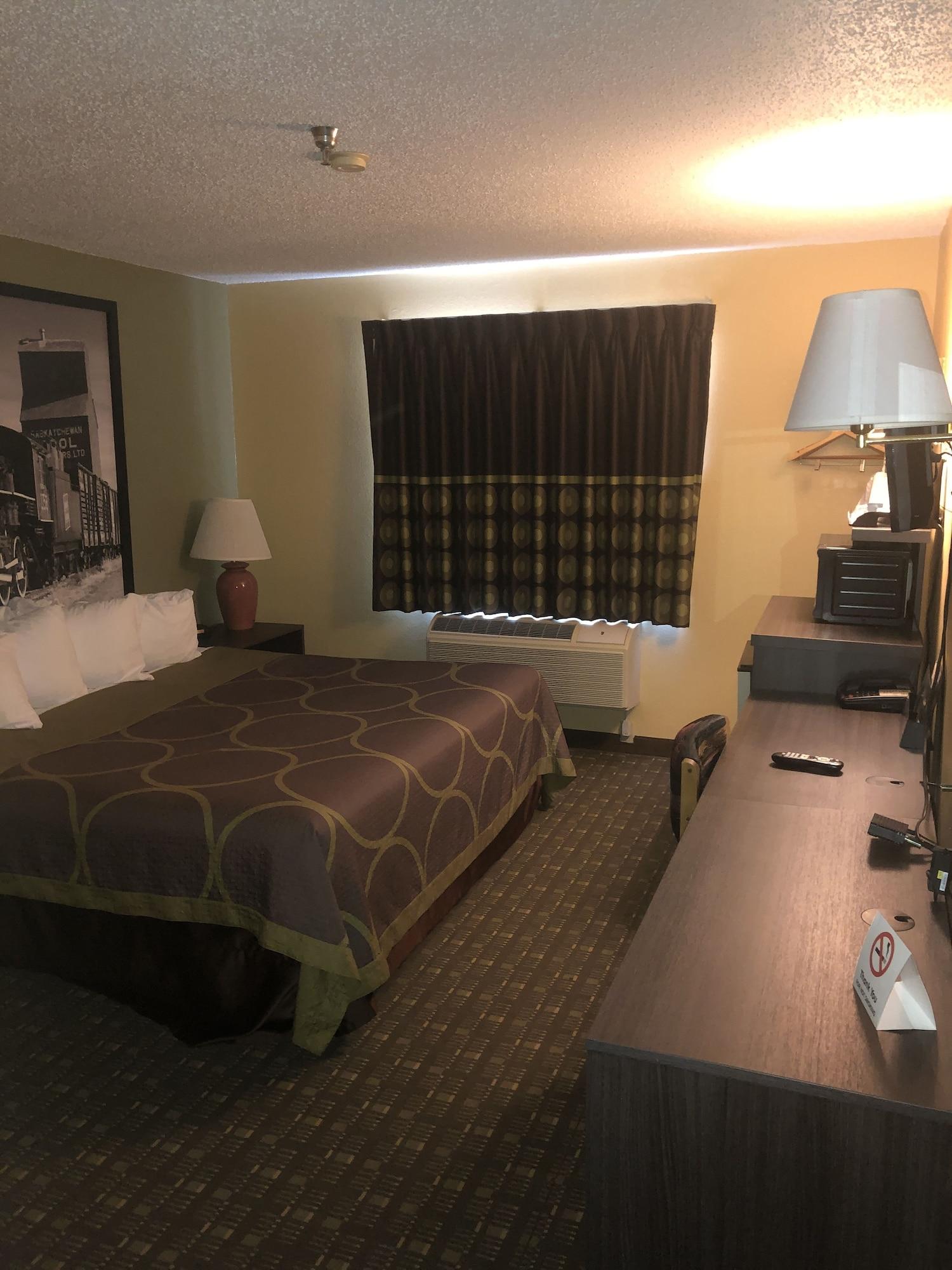Super 8 By Wyndham Florence Co Exterior photo
