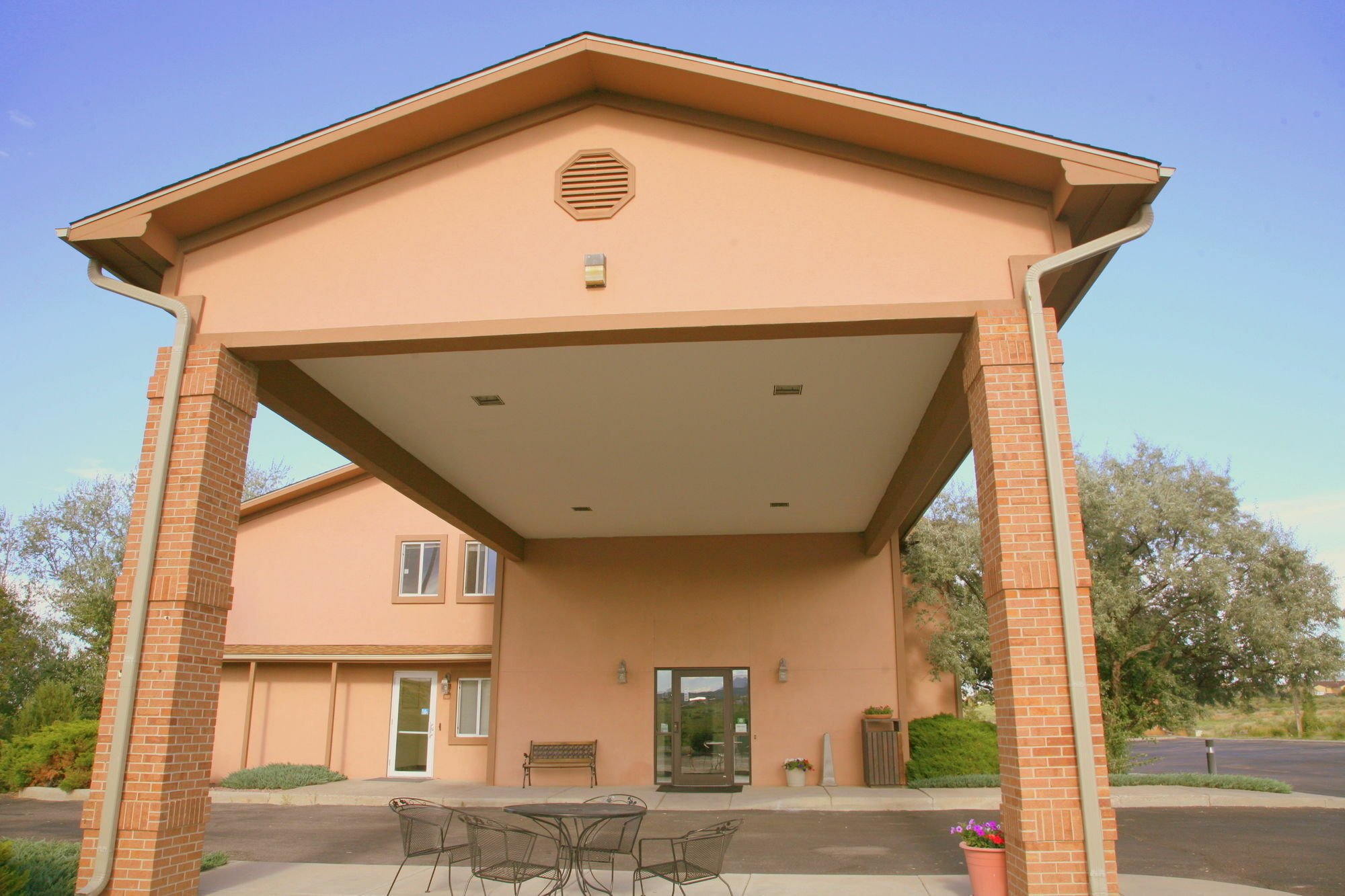 Super 8 By Wyndham Florence Co Exterior photo